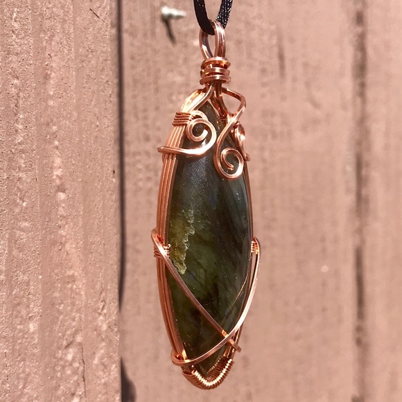 Labradorite in copper - Picture 3 of 4